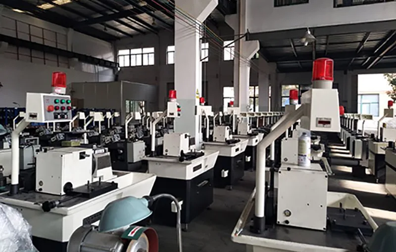 Screw Slot Milling Machine